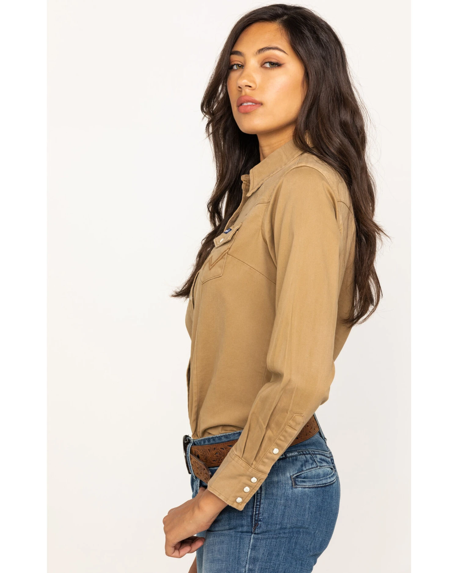 Wrangler Women's Solid Long Sleeve Snap Western Shirt 4 Wrangler Women's Solid Long Sleeve Snap Western Shirt - Image 4