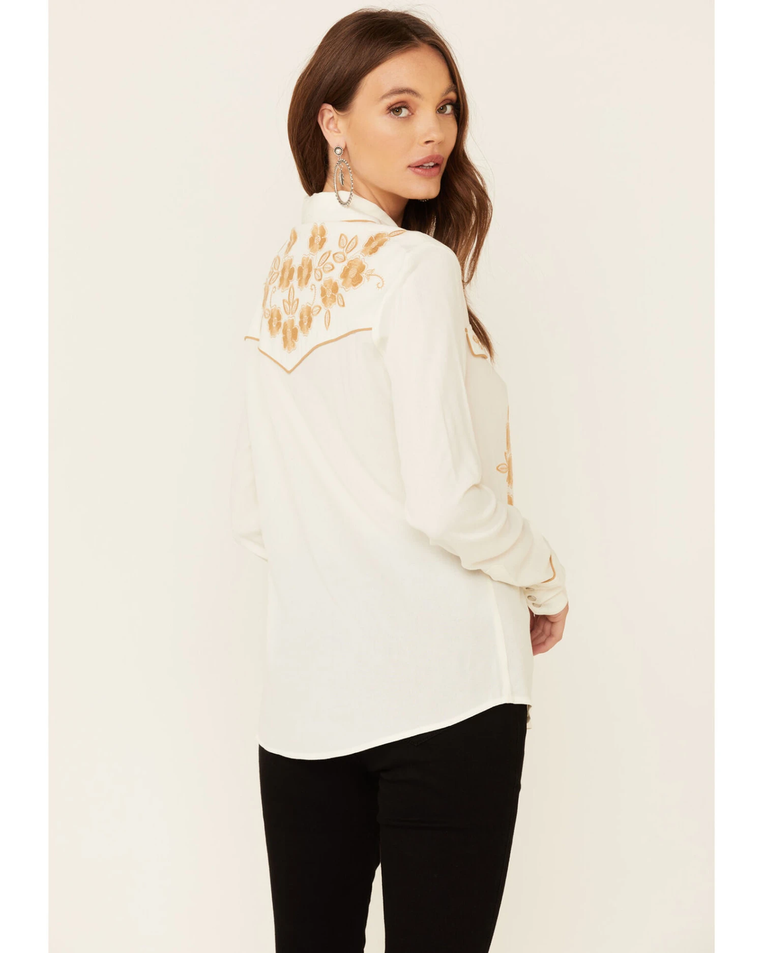 ROPER Stetson Women's Poly Crepe Retro Embroidered Long Sleeve Snap Western Shirt 3 ROPER Stetson Women's Poly Crepe Retro Embroidered Long Sleeve Snap Western Shirt - Image 3