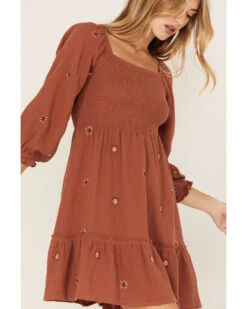 Jolt Women's Embroidered Floral Long Sleeve Smocked Dress 5 Jolt Women's Embroidered Floral Long Sleeve Smocked Dress -Cowgirl Drape Sales 2000371511 220 P2