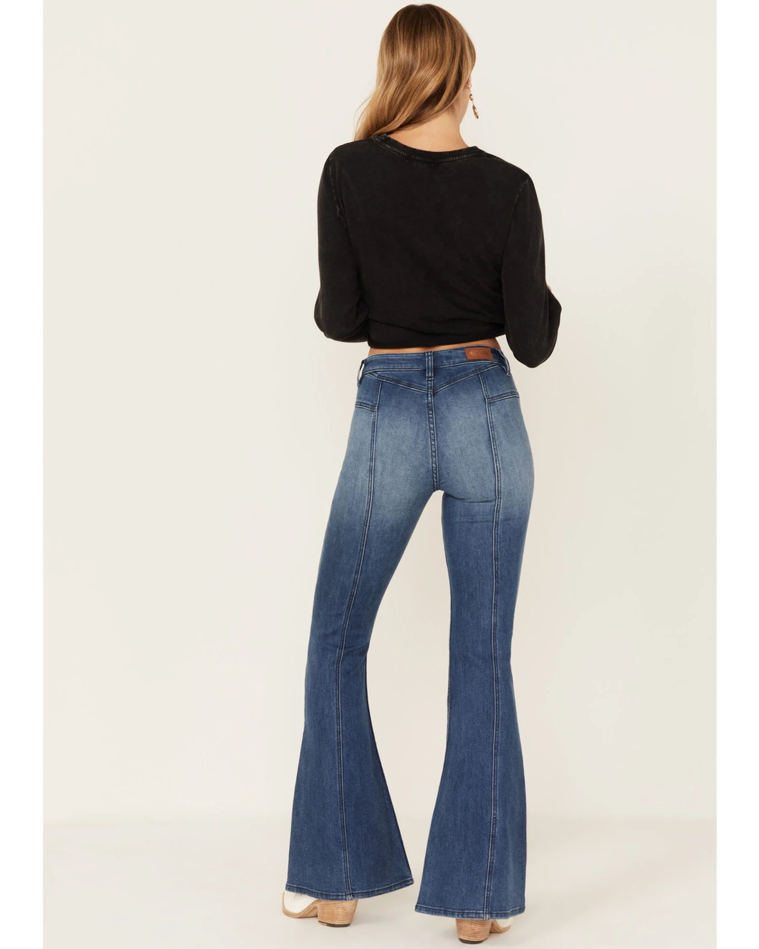 Shyanne Women's Medium Wash High Rise Eden Stretch Flare Jeans 3 Shyanne Women's Medium Wash High Rise Eden Stretch Flare Jeans - Image 3