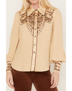 Shyanne Women's Long Sleeve Embroidered Western Snap Shirt 5 Shyanne Women's Long Sleeve Embroidered Western Snap Shirt -Cowgirl Drape Sales 2000382862 251 P3