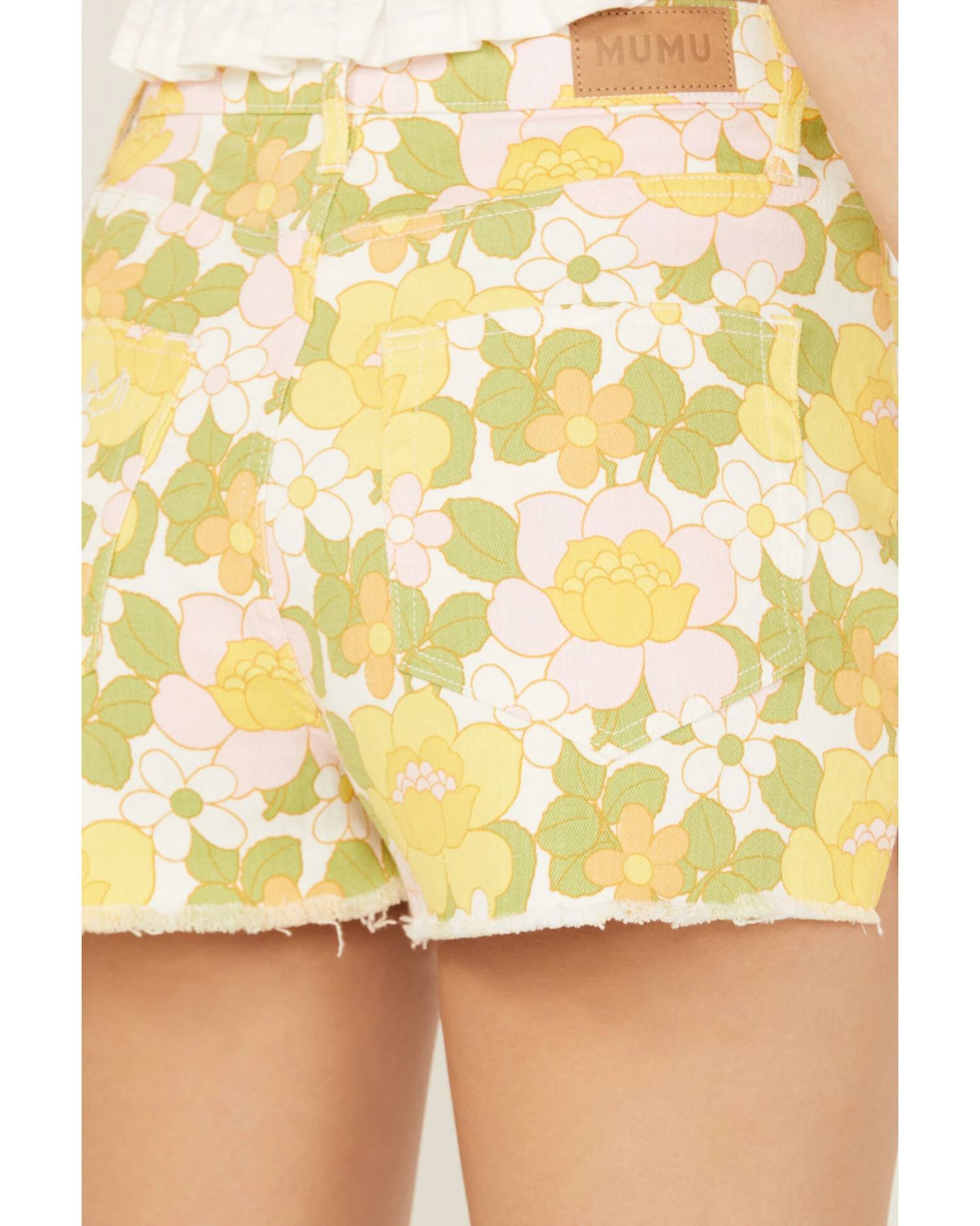 Show Me Your Mumu Women's Floral Arizona High Waisted Shorts 4 Show Me Your Mumu Women's Floral Arizona High Waisted Shorts - Image 4