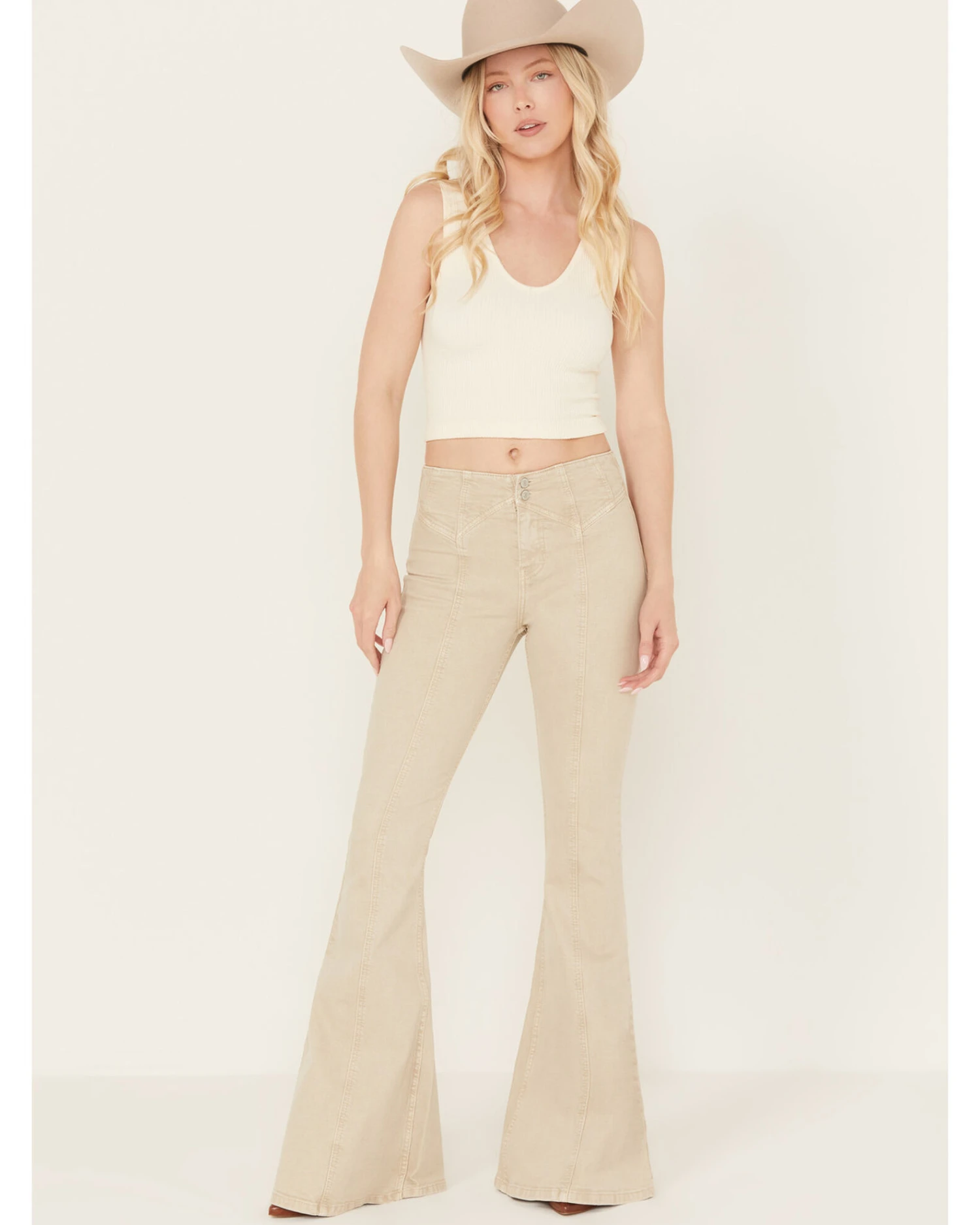 Shyanne Women's Moonstruck High Rise Pull On Super Flare Jeans 4 Shyanne Women's Moonstruck High Rise Pull On Super Flare Jeans - Image 4