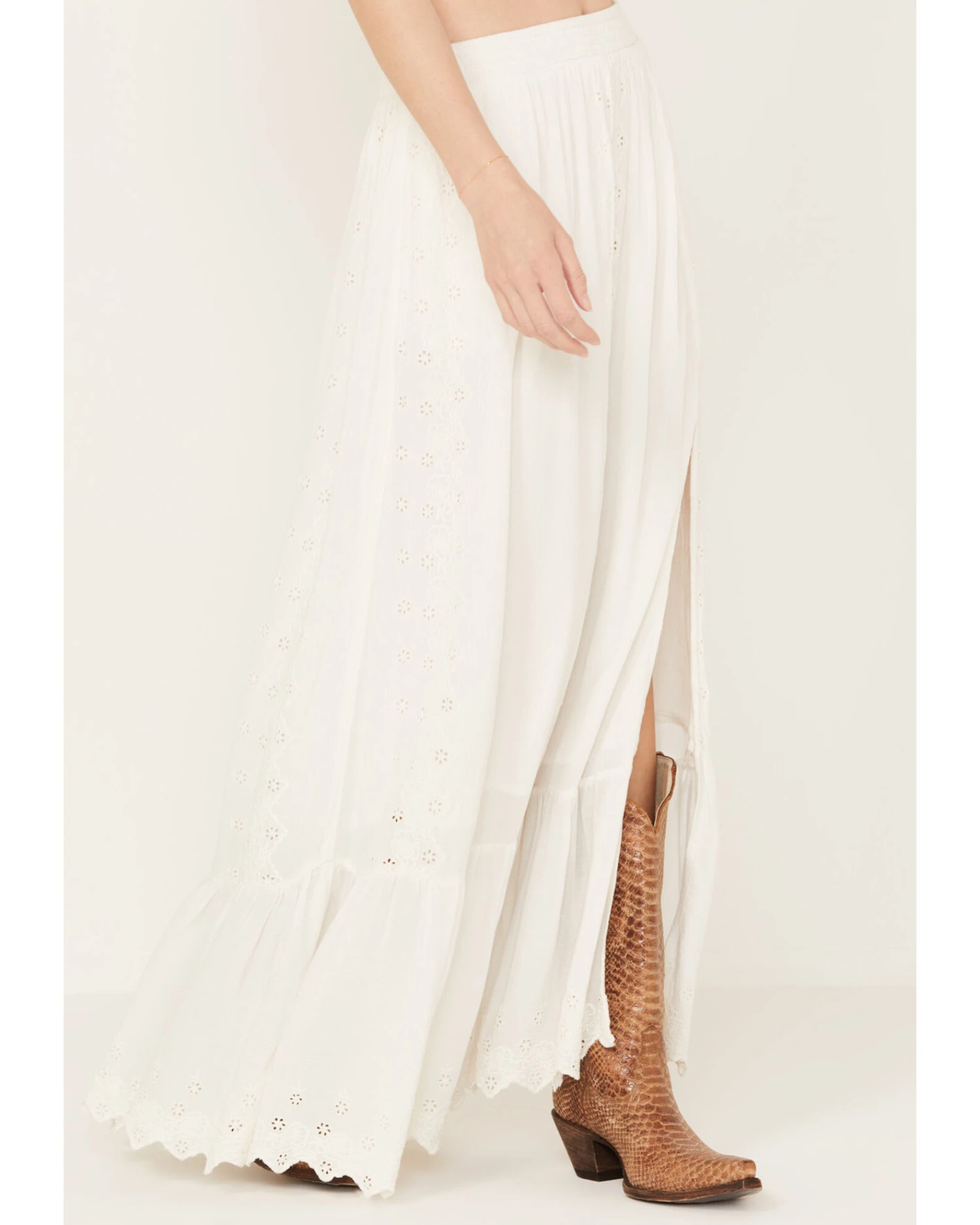 Idyllwind Women's Eyelet Maxi Skirt 1 Idyllwind Women's Eyelet Maxi Skirt