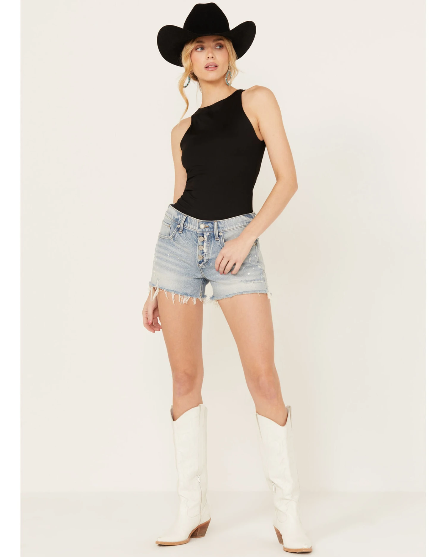 Lucky Brand Women's Light Wash Anchors Away Mid Rise Distressed Shorts 1 Lucky Brand Women's Light Wash Anchors Away Mid Rise Distressed Shorts